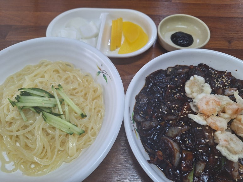 대청마루옛날손짜장 이미지