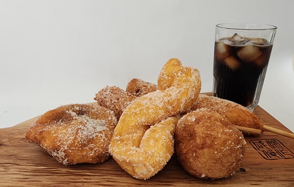 스마일명품찹쌀꽈배기&커피 이미지