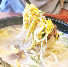 제비집손칼국수 이미지