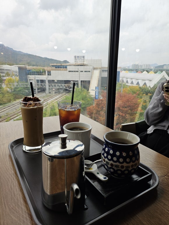 산과산사이커피로드 이미지
