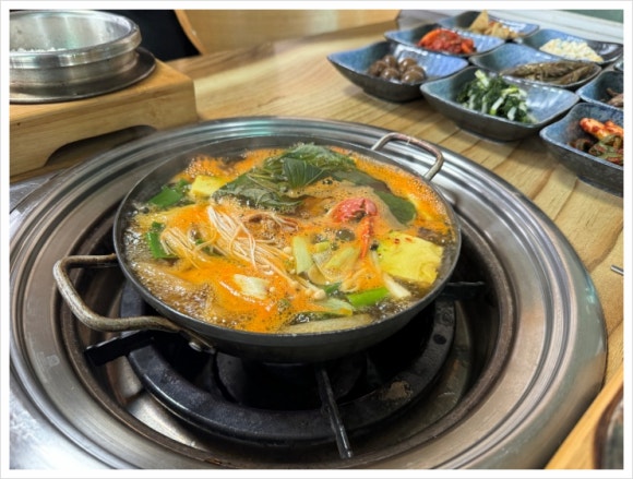 가마솥손칼국수 이미지