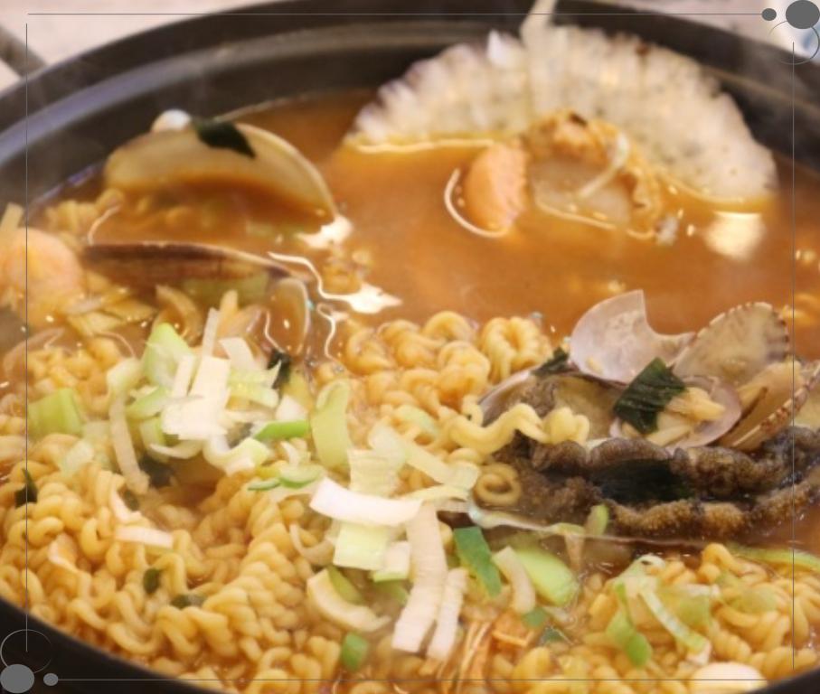 산꼼장어조개구이 이미지
