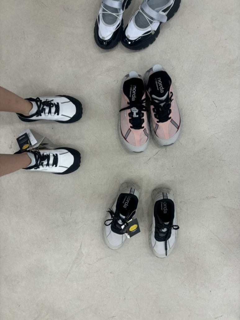 아모먼트 이미지