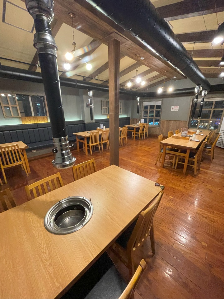 항아리숯불닭갈비파주점 이미지