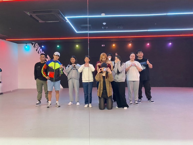 페이브댄스스튜디오 이미지