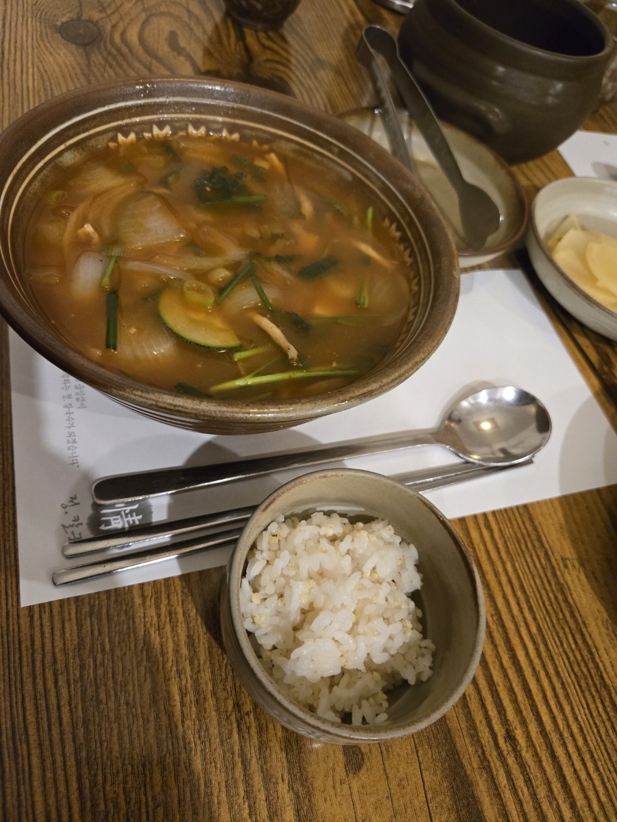 조가바지락칼국수 이미지