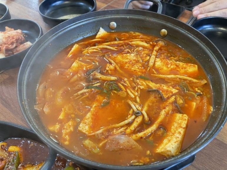 가마솥맷돌손두부 이미지