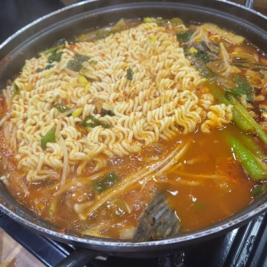 본전횟집 이미지