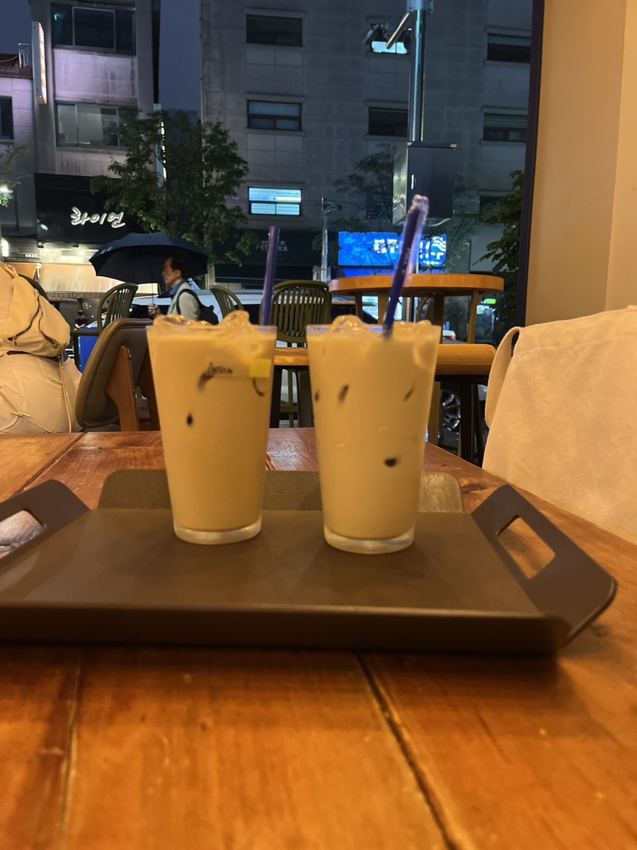 로네펠트티하우스 이미지