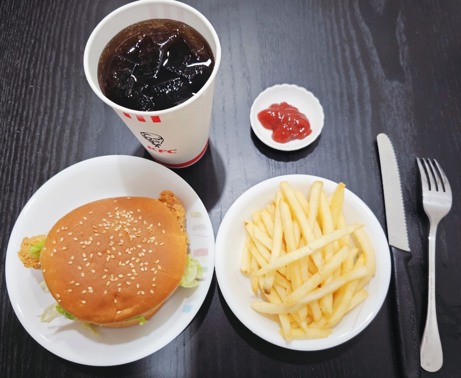 케이에프씨(KFC)주엽 이미지