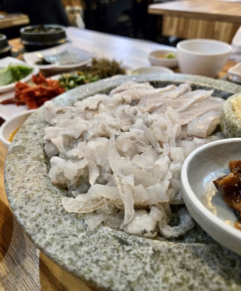 못난이세꼬시회 이미지