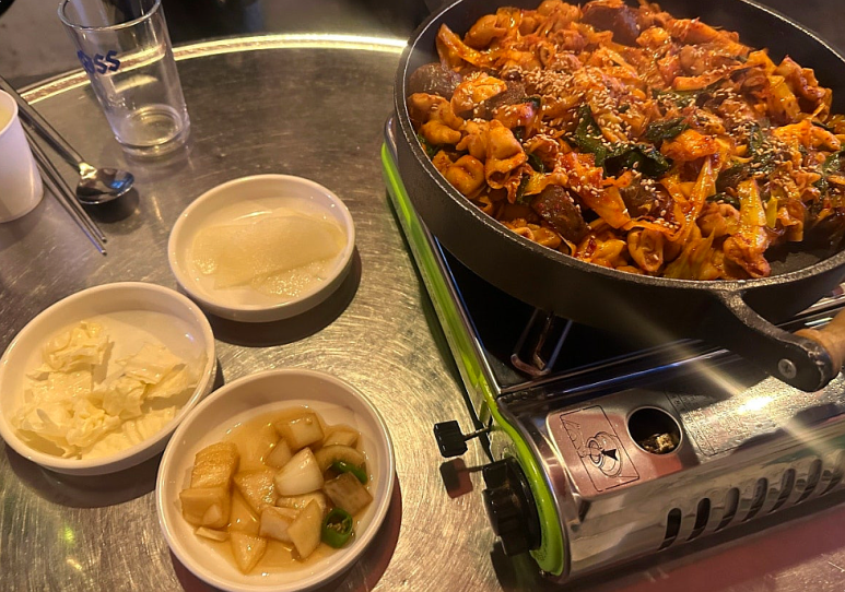 삼촌숯불곱창 이미지