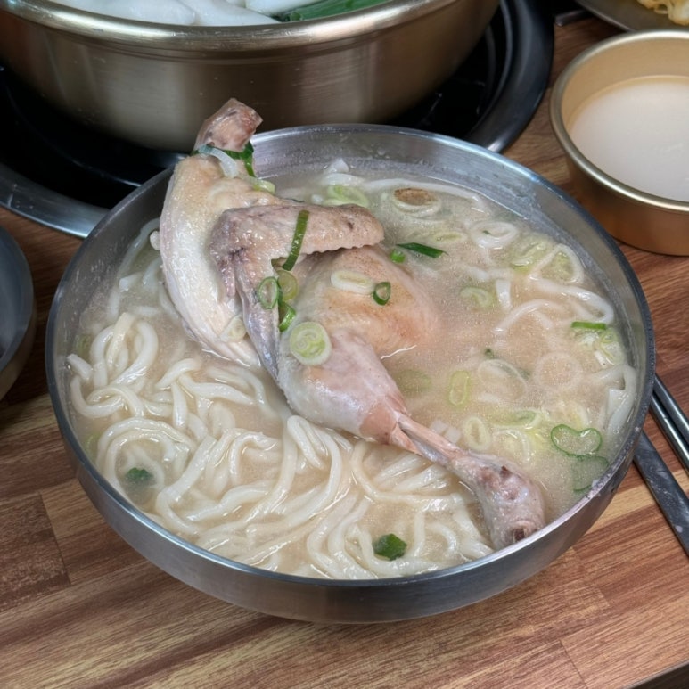 명동닭한마리 이미지