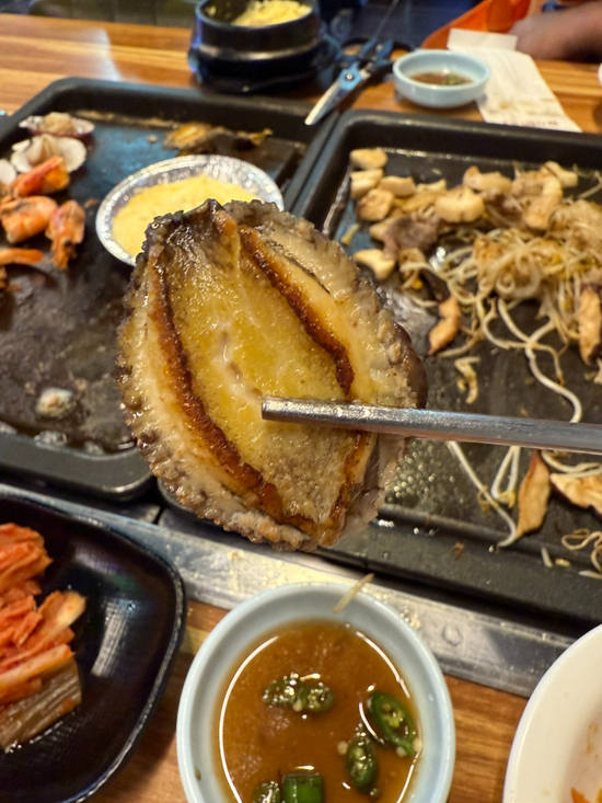 달빛키조개삼합 이미지