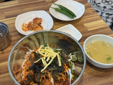 율하동잔치국수 이미지