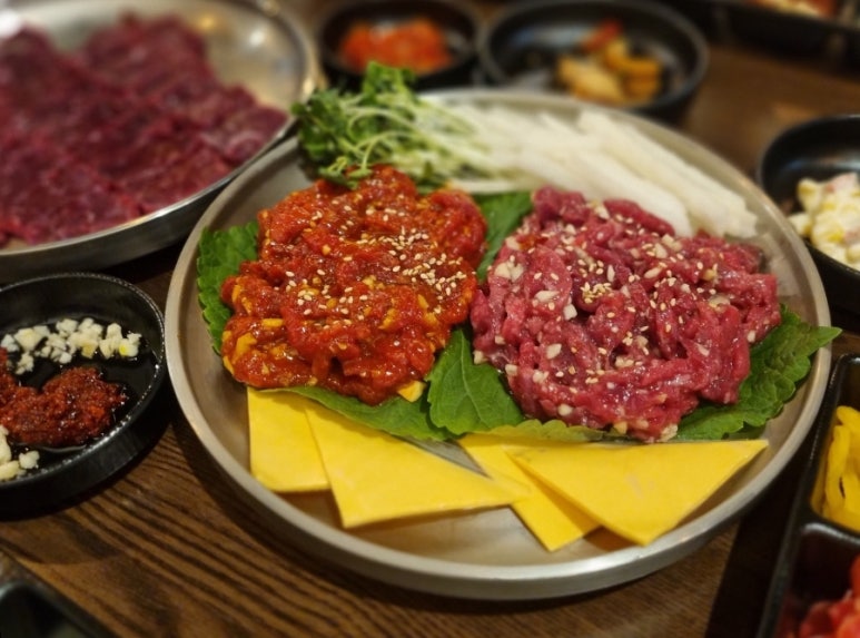 소소암소한우 뭉티기 이미지