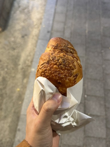 유월팔일베이커리 이미지