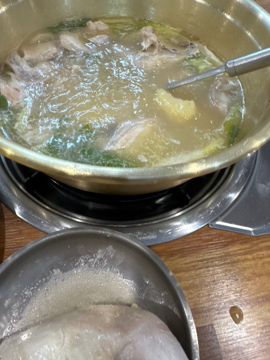 명동닭한마리 이미지