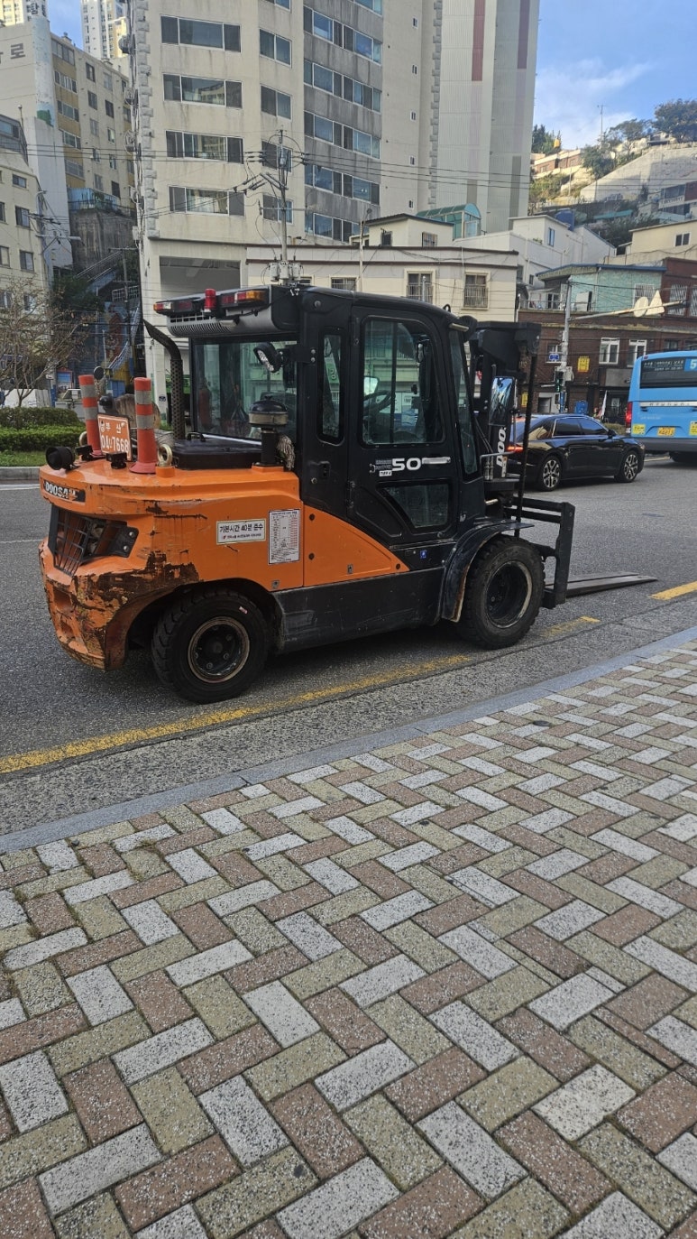 수정동지게차 이미지