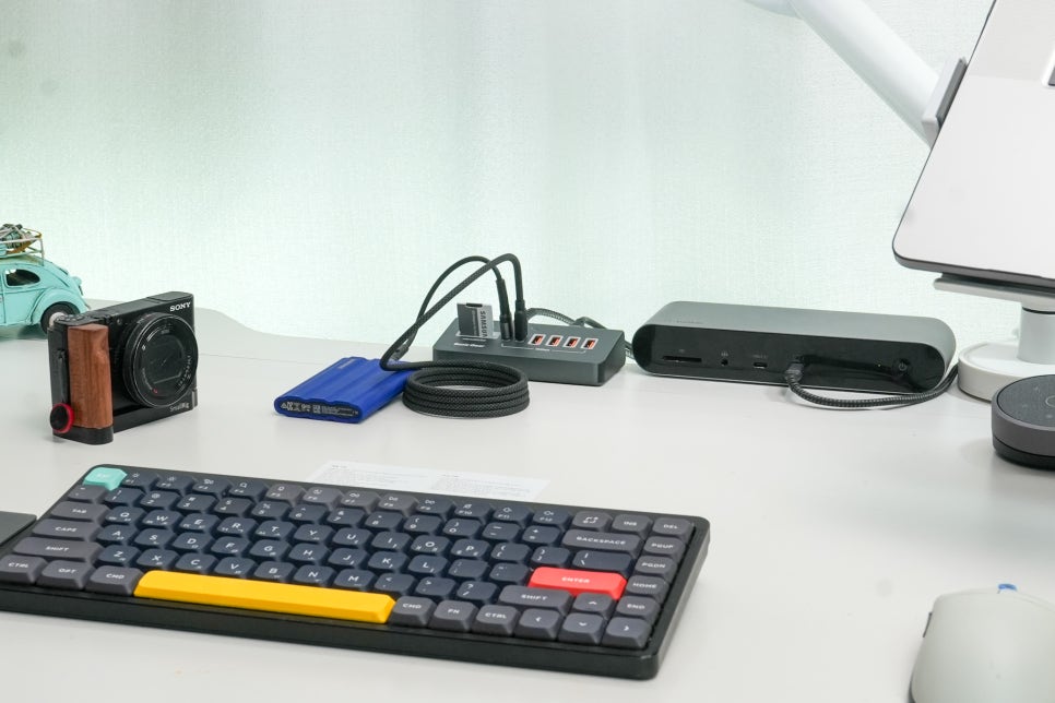 베이직 기어 버티컬 C타입 8in1 USB-C 멀티허브 ' 아이패드프로 13 멀티포트 10Gbps로 확장' 이미지 2