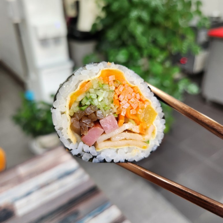 으리으리김밥 이미지