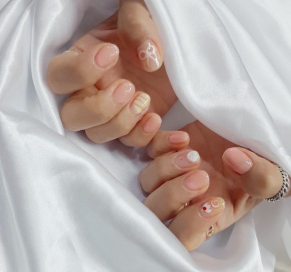 네일톡톡 이미지