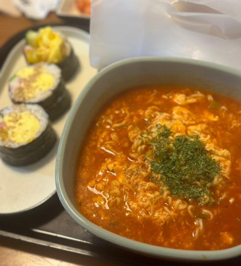 성수김밥_퍼니텅 이미지