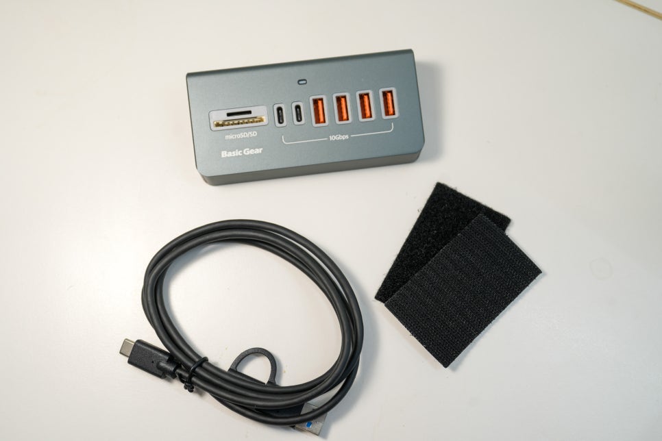 베이직 기어 버티컬 C타입 8in1 USB-C 멀티허브 ' 아이패드프로 13 멀티포트 10Gbps로 확장' 이미지 5