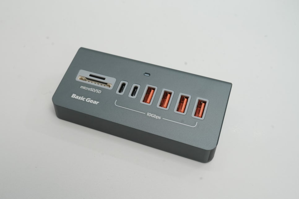 베이직 기어 버티컬 C타입 8in1 USB-C 멀티허브 ' 아이패드프로 13 멀티포트 10Gbps로 확장' 이미지 6