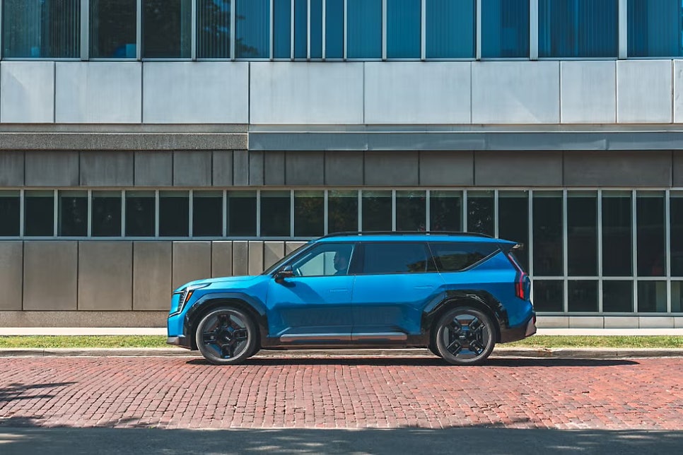 2025년형 기아 EV9 대형 전기 SUV의 표준 이미지 2