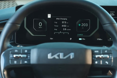 2025년형 기아 EV9 대형 전기 SUV의 표준 이미지 4
