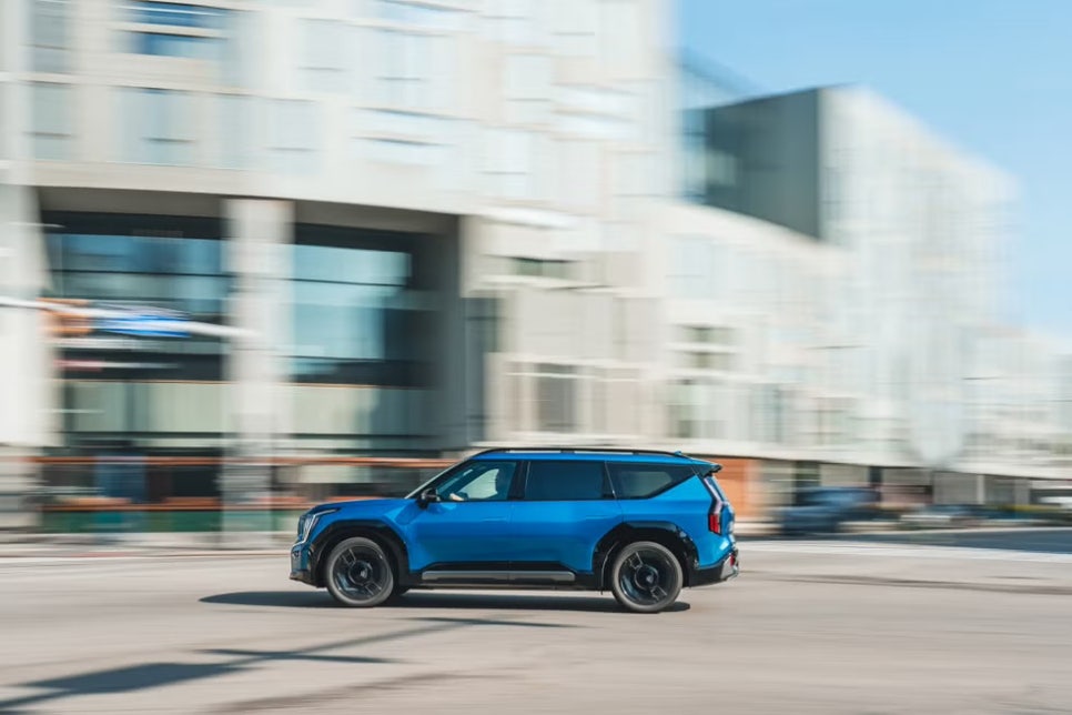 2025년형 기아 EV9 대형 전기 SUV의 표준 이미지 13
