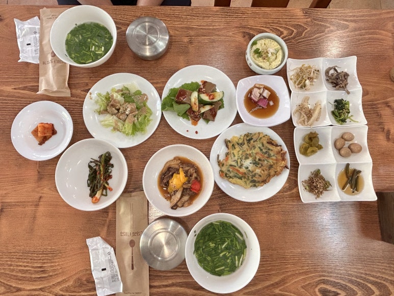 팔모정식당 이미지
