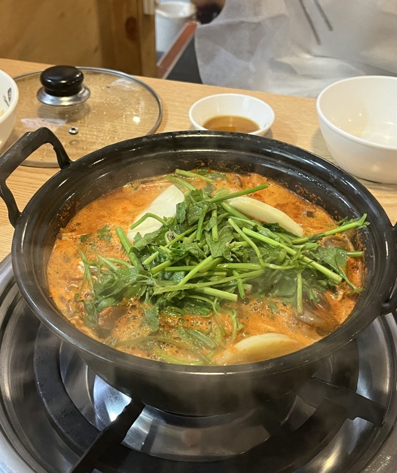 등촌샤브칼국수 목원대도안점 이미지