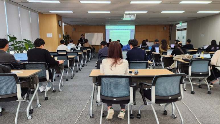 주식회사 마케팅아카데미 이미지
