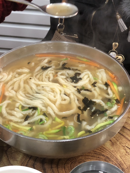 장터홍두깨칼국수 이미지