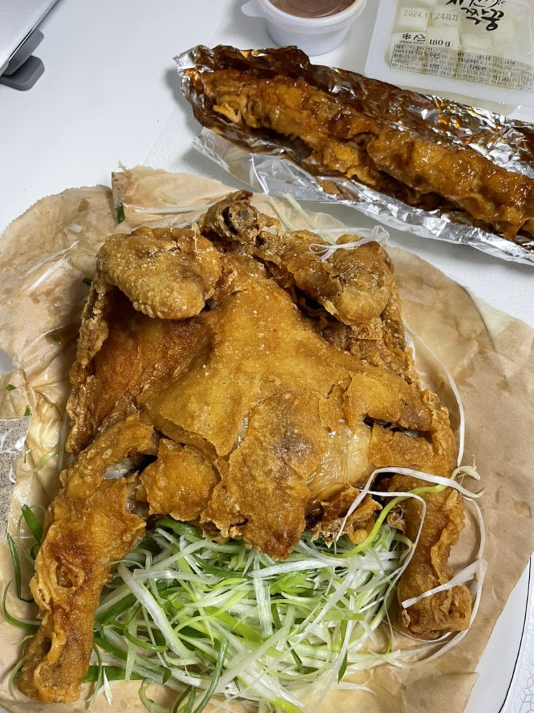 거농치킨 이미지