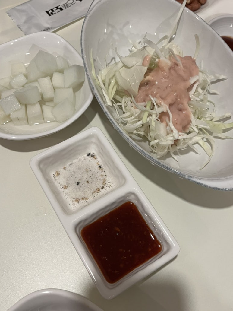 닭이 맛있는집 술통 이미지