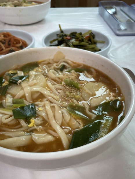 미로생칼국수 이미지