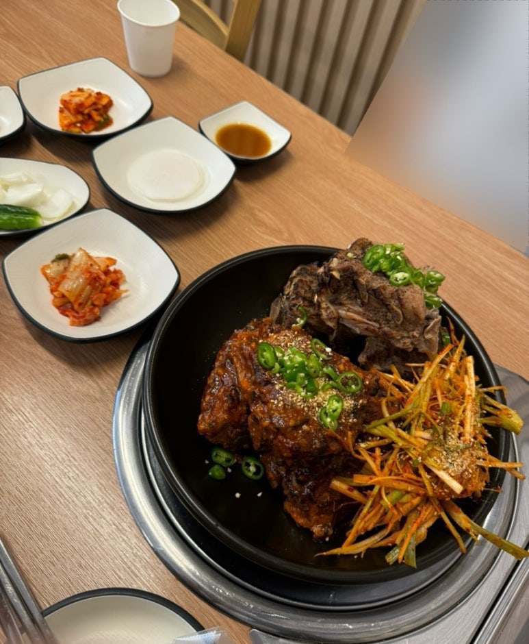 뼈굿 감자탕&뼈구이 본점 이미지
