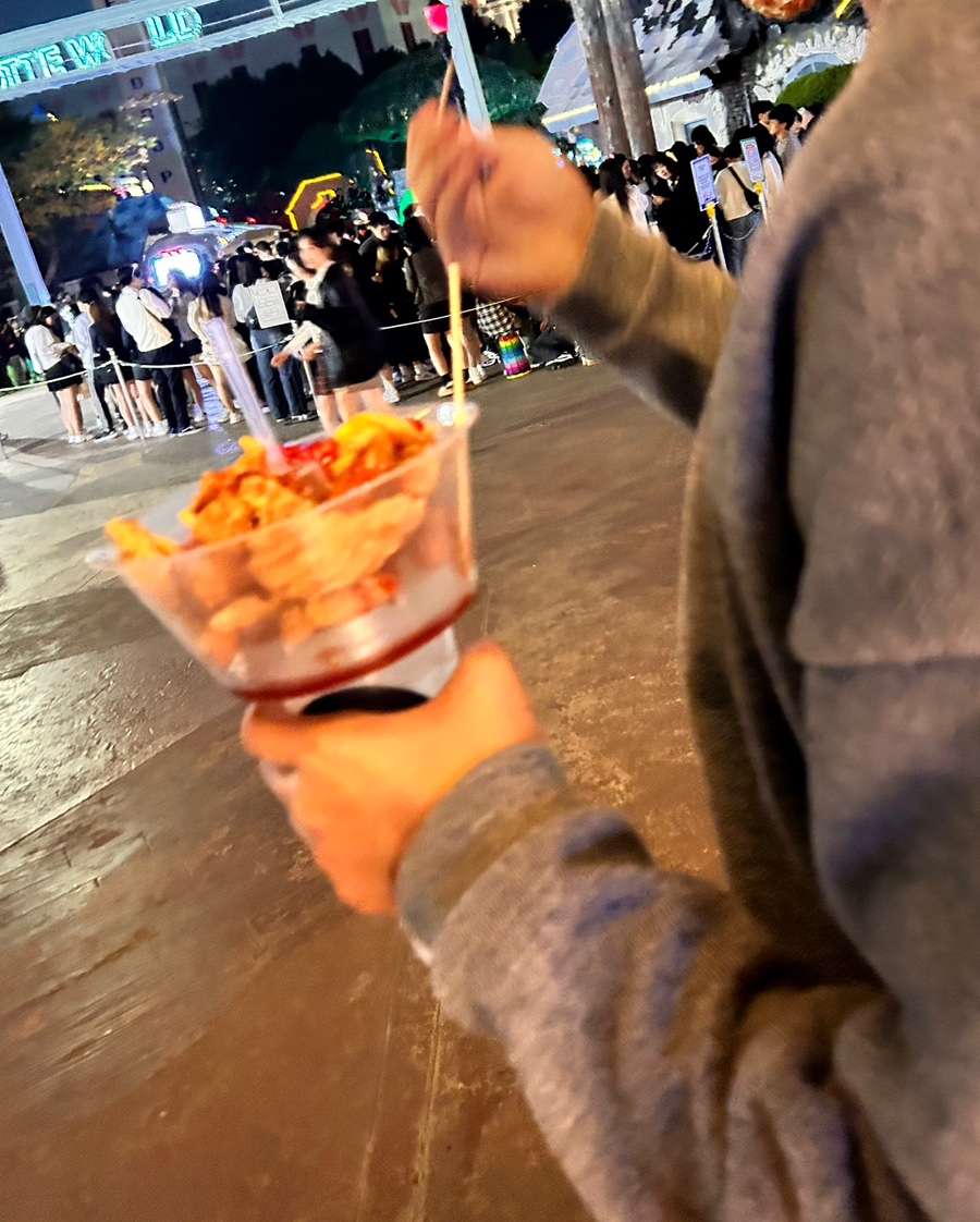 용준월드 이미지