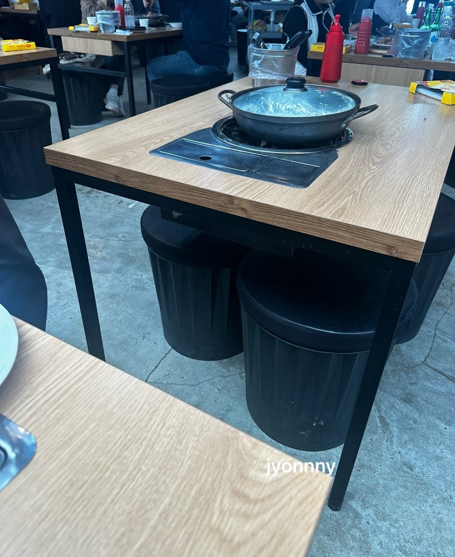 철없는 새우 이미지