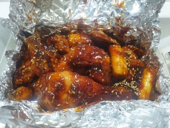 냠냠숯불두마리치킨 이미지
