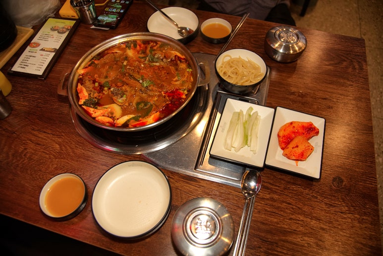 무청감자탕 이미지