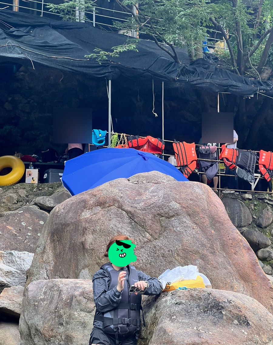 지리산 벚꽃 카라반 캠핑장 이미지