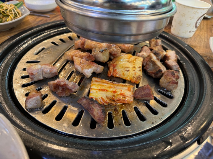 흑돈 이미지