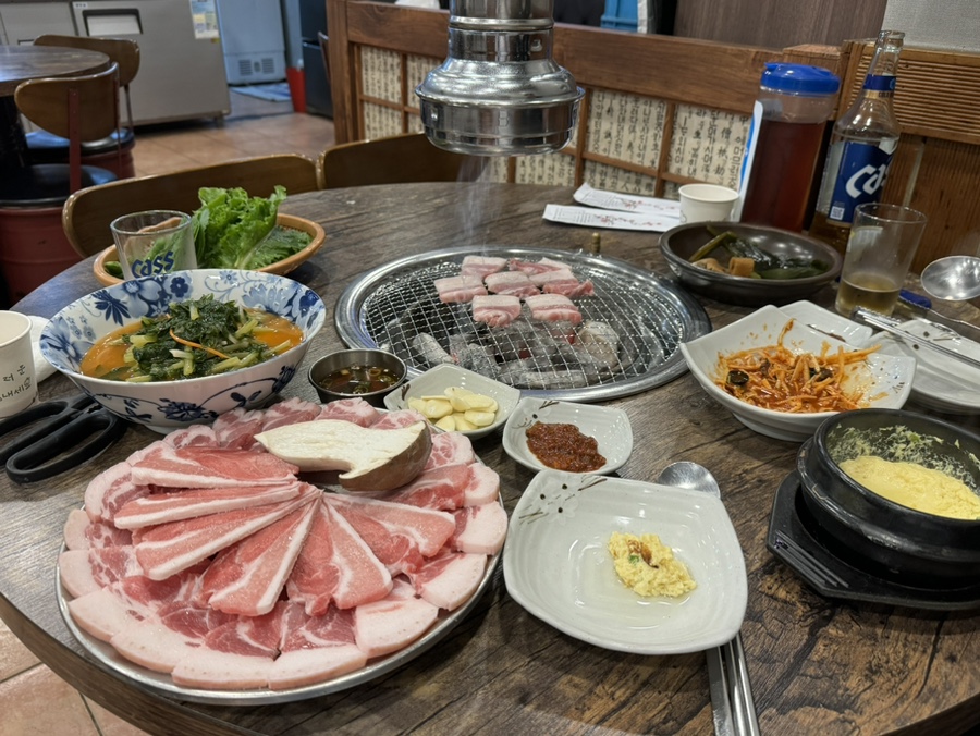 약돌참숯뒷고기 이미지