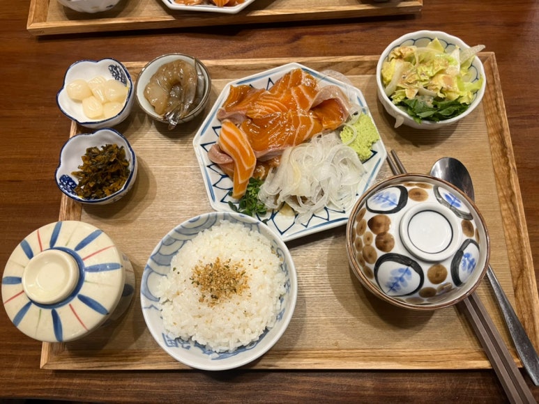 모미모미 이미지