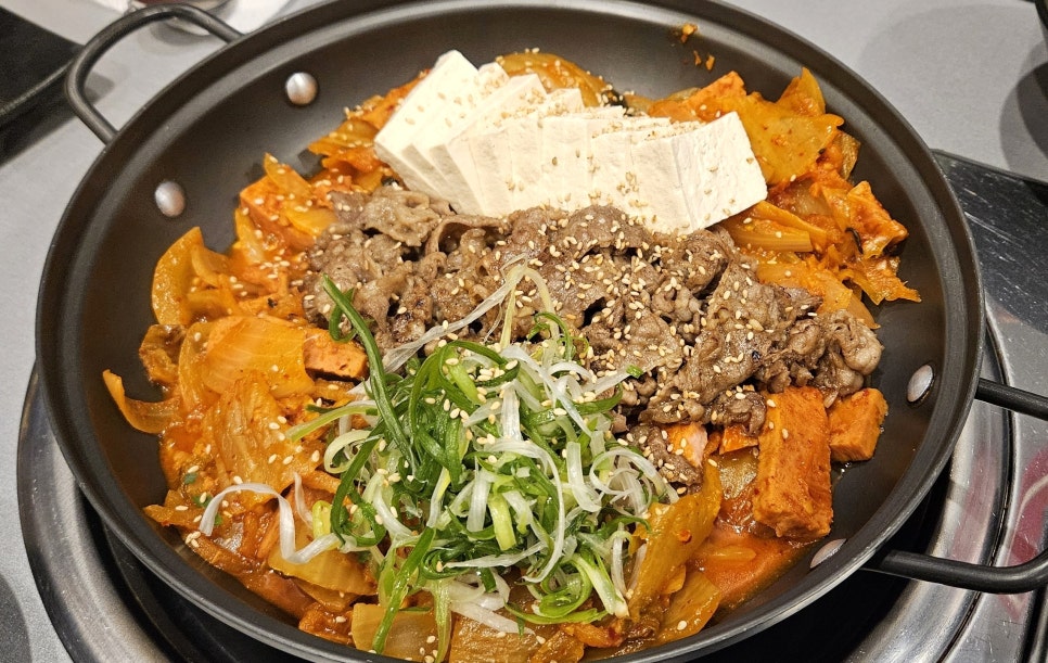 고기반햄반김치찌개 김치찜 상봉본점 이미지