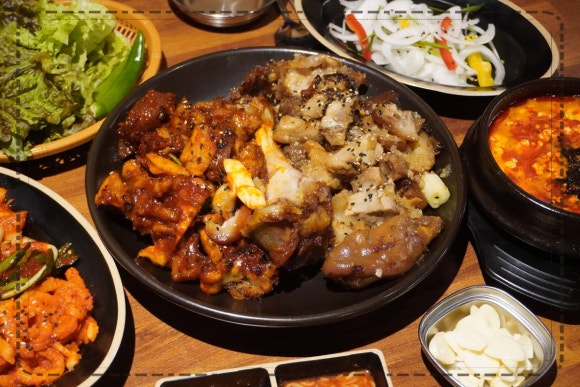 오늘삶은족발보쌈 이미지